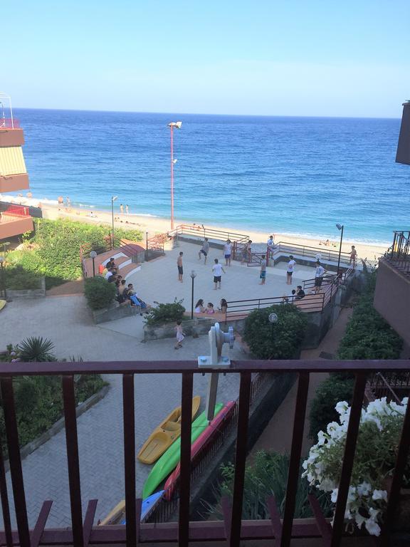 Sea Beach Taormina Apartment Letojanni Exteriér fotografie