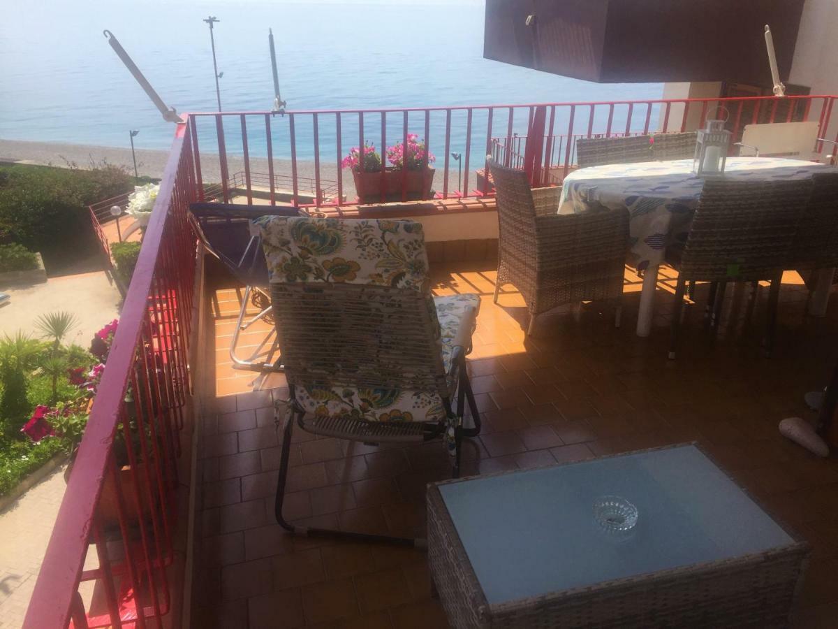 Sea Beach Taormina Apartment Letojanni Exteriér fotografie